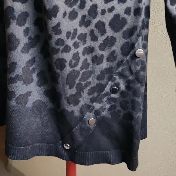 GORGEOUS JM COLLECTION LEOPARD TUNIC SWEATER!!! - Picture 3 of 8
